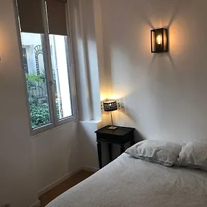 Loft De 2 5 Minutes De La Tour Eiffel , Paris France